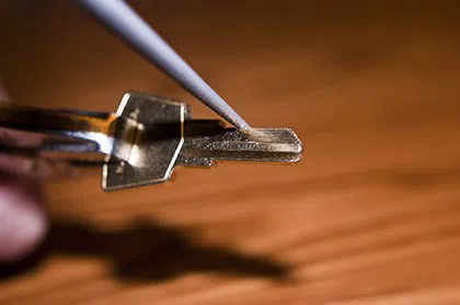 Hyde Park MA Locksmith Store Hyde Park, MA 617-855-9815 - broken-key-extraction